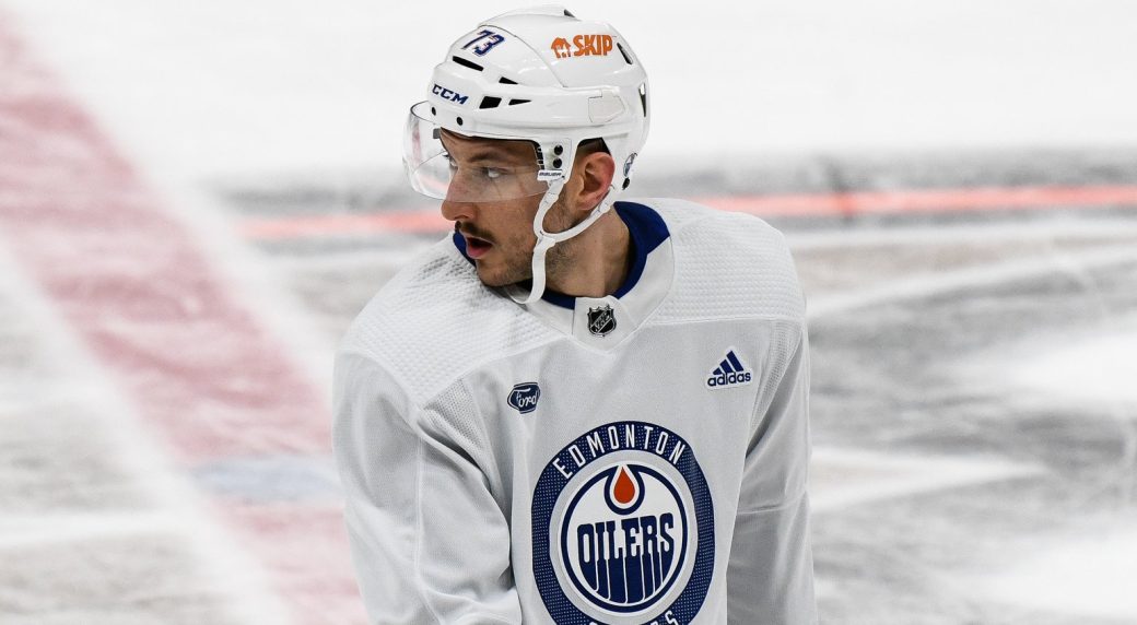Vincent Desharnais: The Reliable Defenseman of the Edmonton Oilers