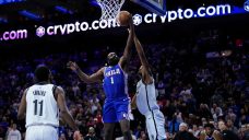 NBA Roundup: 76ers edge Nets; Warriors’ Curry ejected for throwing mouthpiece