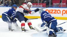 Maple Leafs get both sides of goaltending coin in chaotic comeback stunner