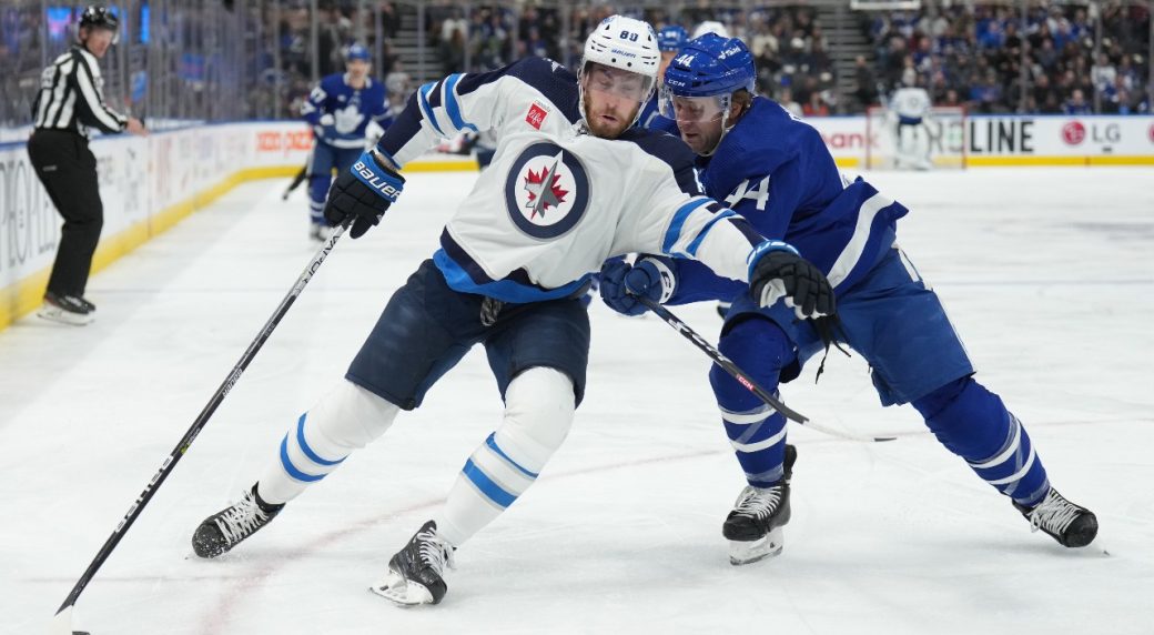Despite improved effort, glaring miscues cost Jets in loss to Maple Leafs