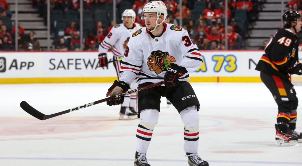 U of A grad Philp notches first NHL point as Blackhawks beat Flames