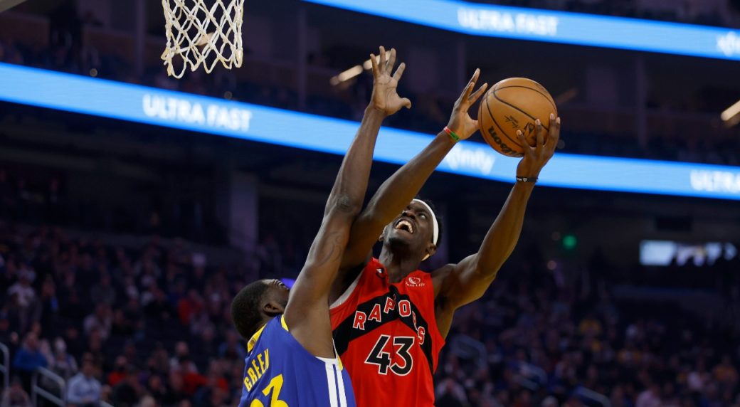 Raptors can’t find defensive answers as Warriors put on a basketball clinic
