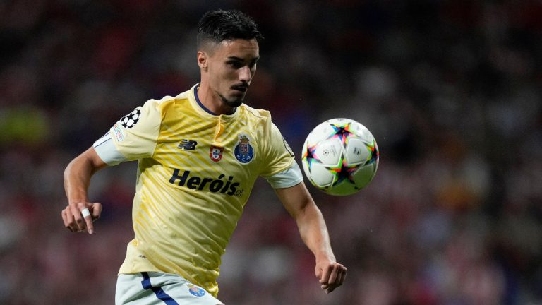 Porto's Stephen Eustaquio controls the ball during the Champions League Group B soccer match between Atletico Madrid and Porto at the Metropolitano stadium in Madrid, Spain, Wednesday, Sept. 7, 2022. (Bernat Armangue/AP)
