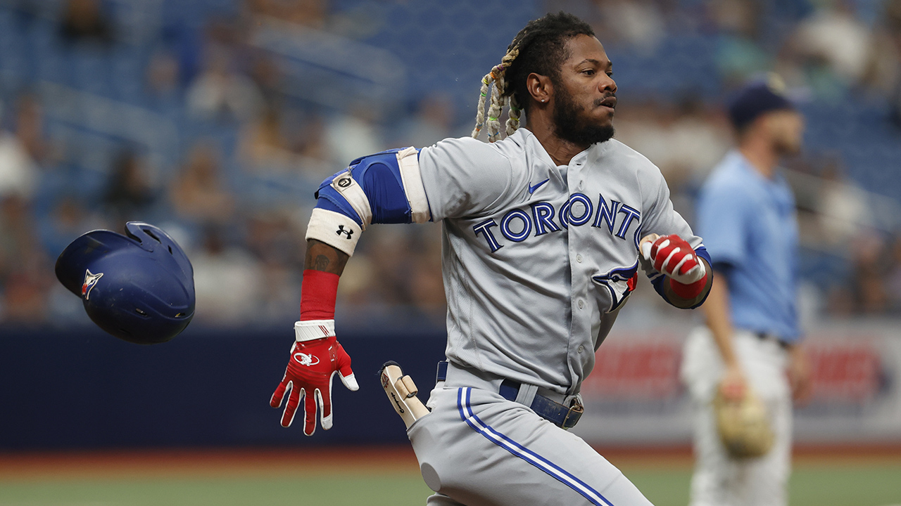 Report: Former Blue Jays OF Tapia signs minor league deal with Red Sox