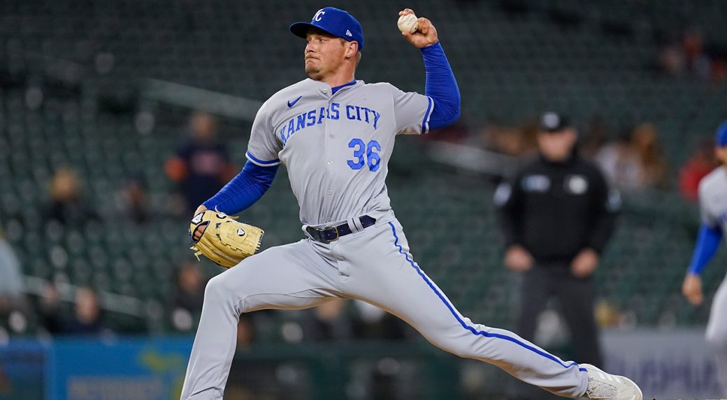Cardinals acquire LHP Anthony Misiewicz from Royals for cash