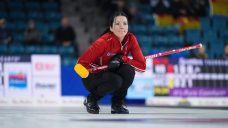 Defending champion Kerri Einarson sprints into Hearts playoffs