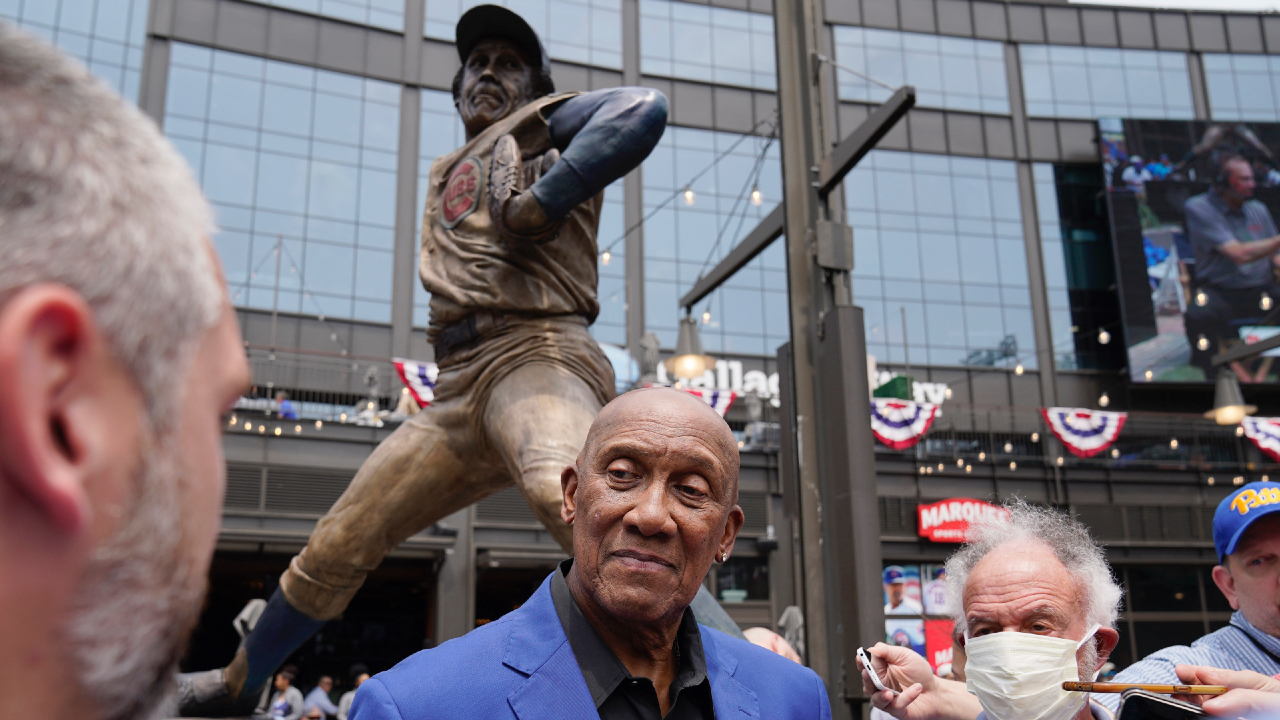Baseball Hall of Famer Ferguson Jenkins to have statue erected in