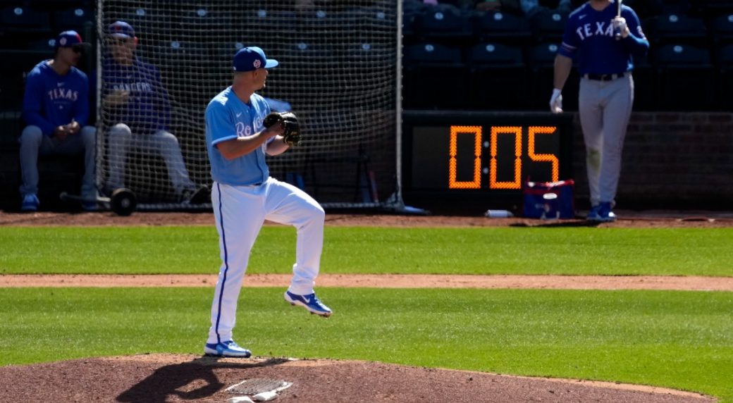 Pitch clock shaves 20 minutes from early spring training games