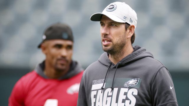No love lost: Eagles' Brown, Chiefs' Smith-Schuster trash-talk over holding  call
