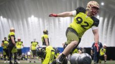 Alouettes sign veteran Canadians Vincent Desjardins, Jake Harty to deals