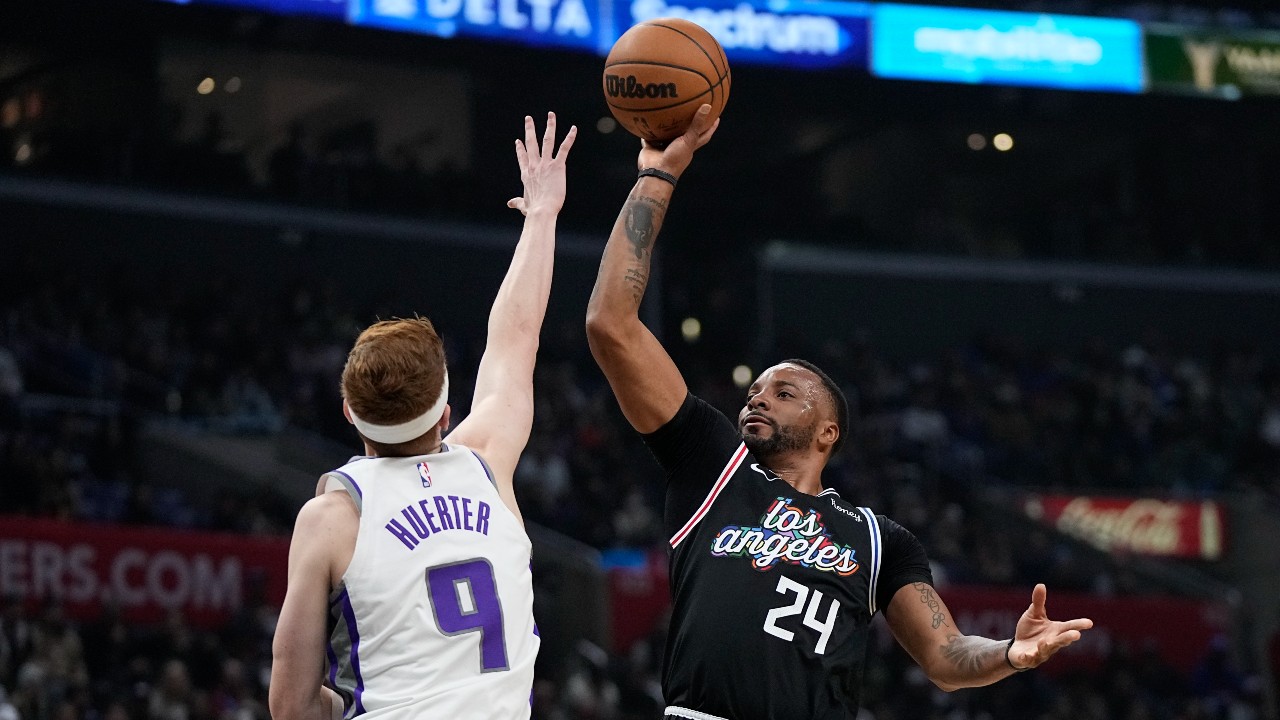 NBA roundup: Kings edge Clippers 176-175 in 2OT