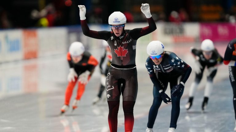 Canada's Valerie Maltais celebrates. (Piotr Hawałej/AP Photo)