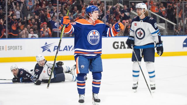 Oilers give Yamamoto 2-year extension