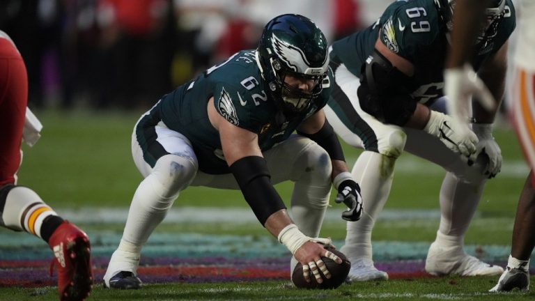 Philadelphia Eagles center Jason Kelce (62). (Doug Benc/AP)