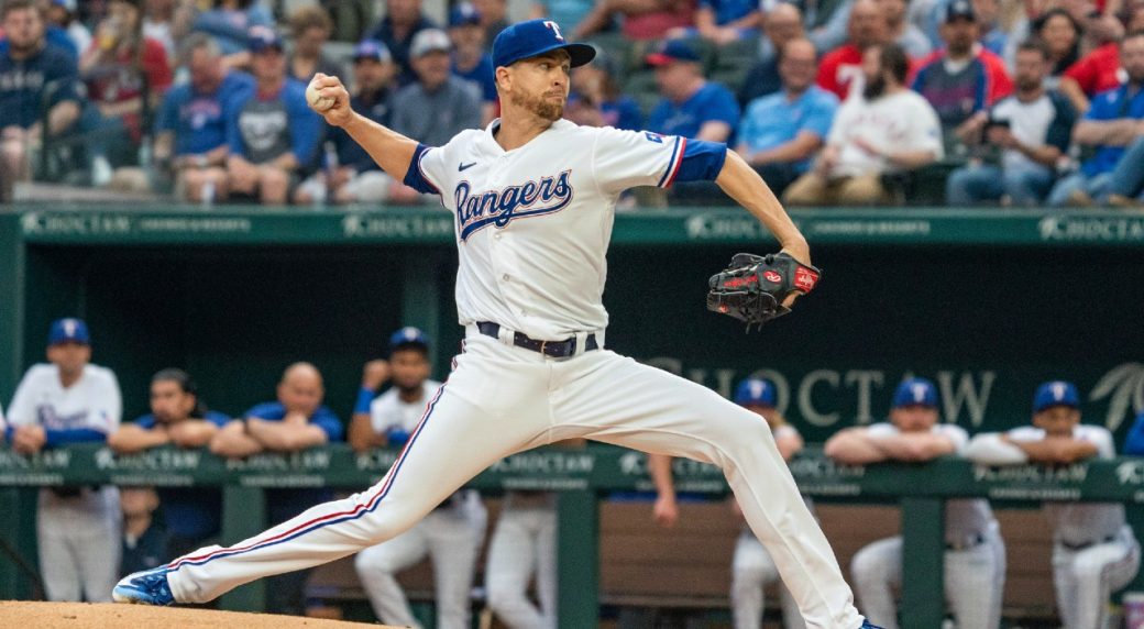 Jacob deGrom has reconstructive elbow surgery, Rangers say procedure went well