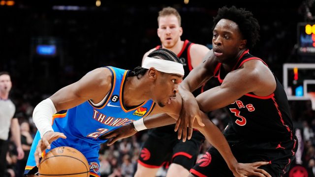 Pascal Siakam throws down thunderous dunk in Toronto Raptors' Game 1 loss  to Milwaukee Bucks, NBA News
