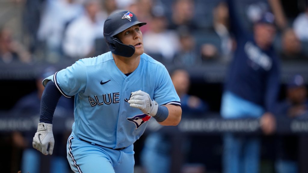 Examining Blue Jays OF Varsho's early-season issues with high