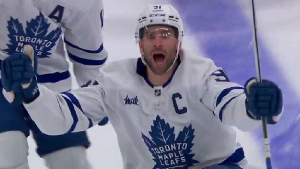 Devils score own goal in OT, Maple Leafs win 6th straight