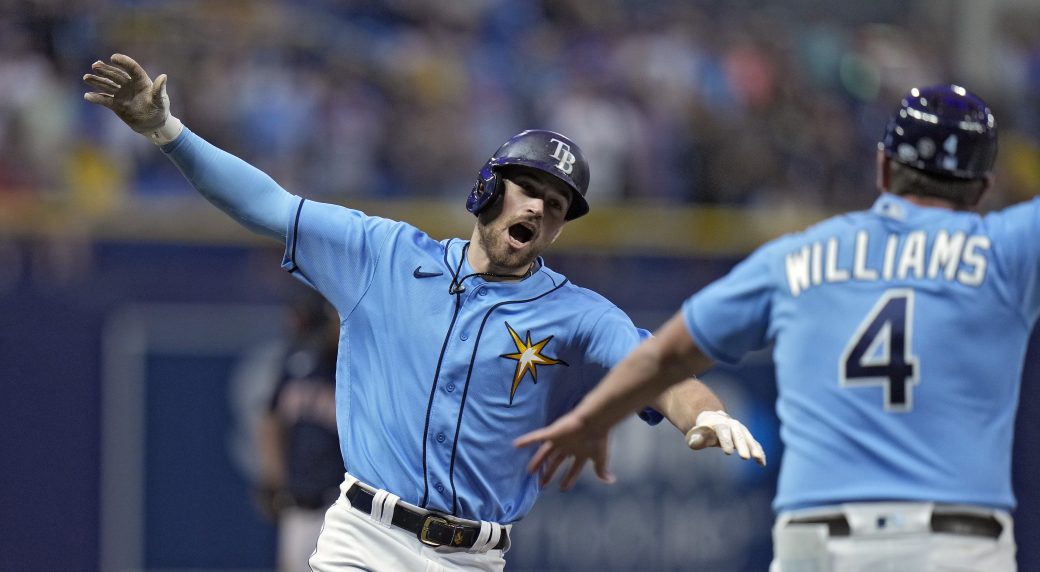 Rays top Red Sox, extend season-opening win streak to 10