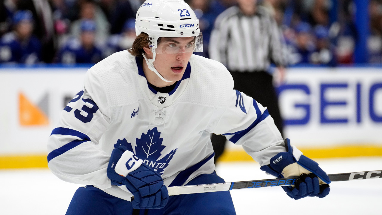 Maple Leafs' Prospect Matthew Knies Named One of Three Finalists