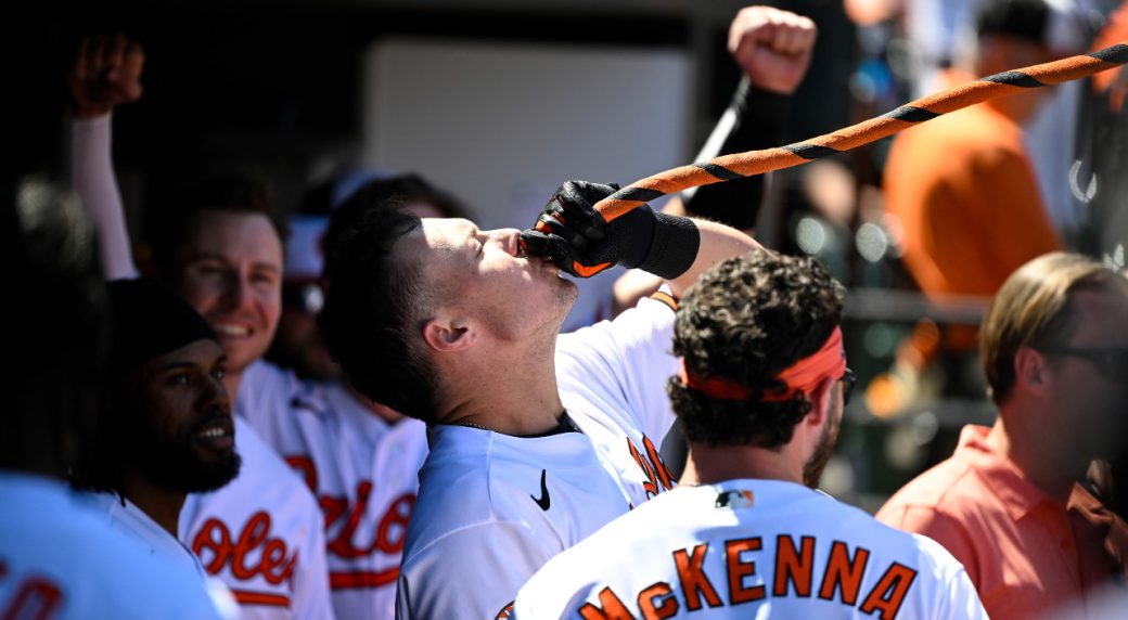 Rutschman homers in ninth to lift Orioles past Athletics
