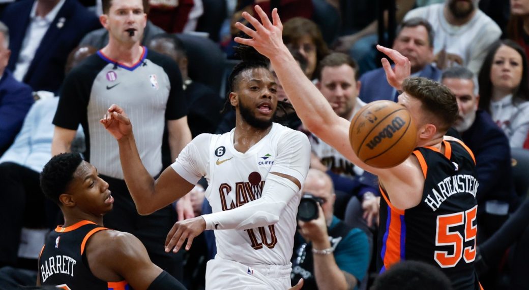 Garland scores 32 as Cavaliers tie series with Knicks
