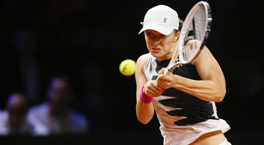 Swiatek and Sabalenka set up another final in Stuttgart