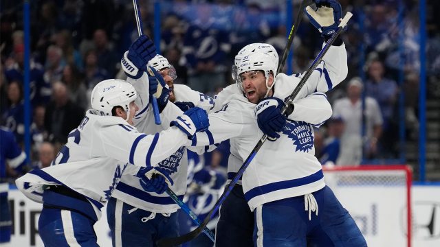 Devils topple Maple Leafs in OT for 11th consecutive victory