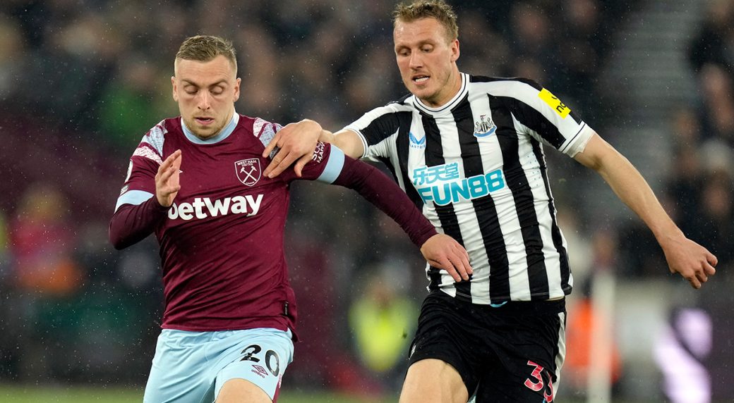 Premier League clubs ban gambling ads on shirt fronts