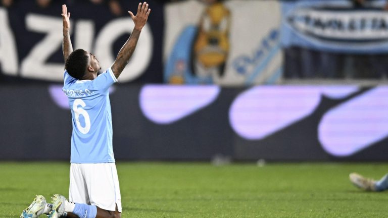 Lazio's Marcos Antonio Silva Santos celebrate after winning the Serie A soccer match between Spezia Calcio and SS Lazio at the Alberto Picco stadium in La Spezia, Italy, Friday April 14, 2023. (Tano Pecoraro/LaPresse via AP)