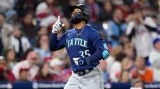 Why the Mariners didn’t trade former Blue Jays OF Teoscar Hernandez