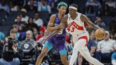 Siakam scores 36, VanVleet sets Raptors single-game assist record in win over Hornets