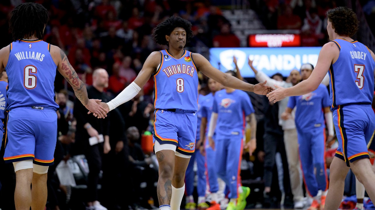 Thunder's Shai Gilgeous-Alexander gets support from teammate Lu