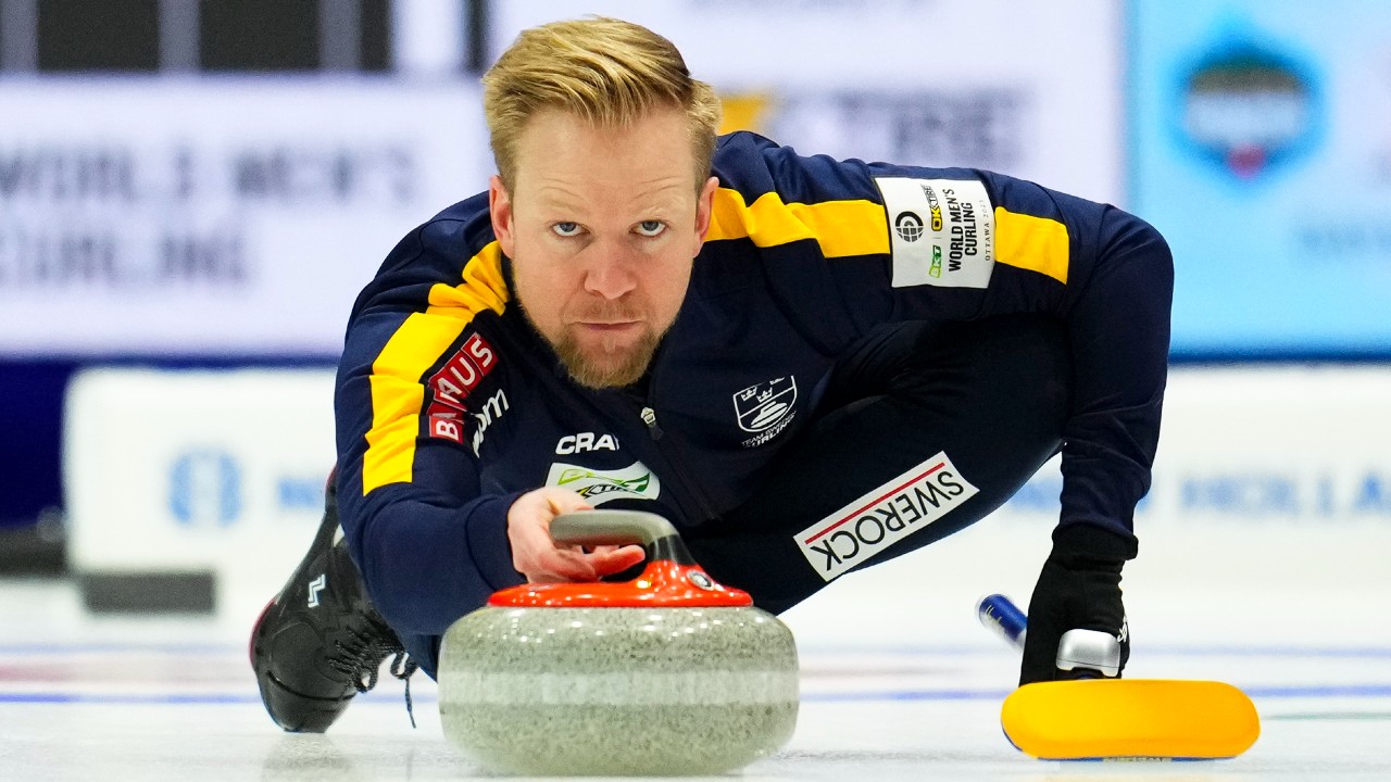 Swedens Edin makes a one in a 1,000 shot at world mens curling championship