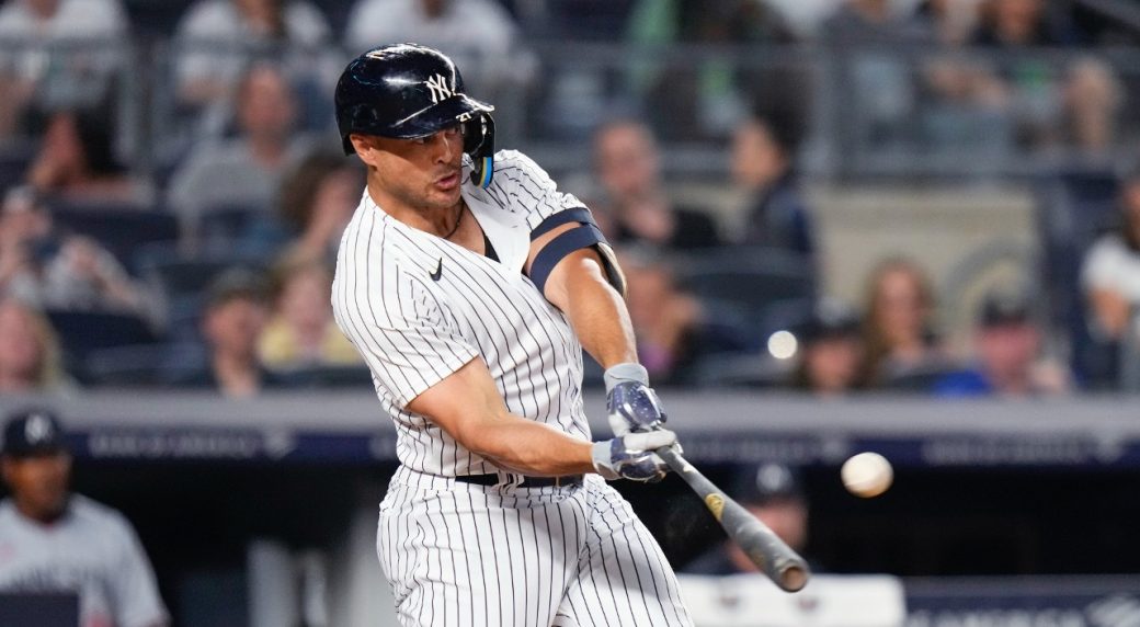 Yankees’ Stanton out six weeks with strained hamstring