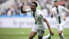 Bundesliga Roundup: Wolfsburg’s European hopes hit in loss to Gladbach