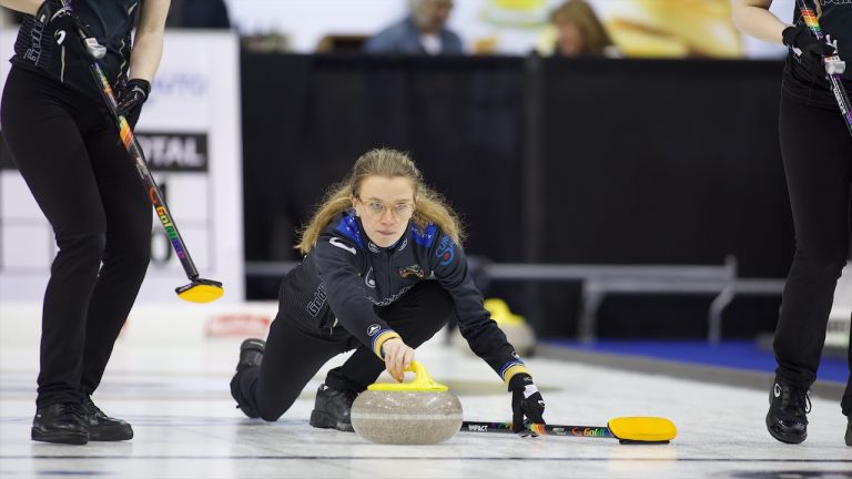 Isabella Wrana delivers rock during the fifth draw of the Princess Auto Players' Championship on Wednesday, April 12, 2023, in Toronto. (Anil Mungal/GSOC)