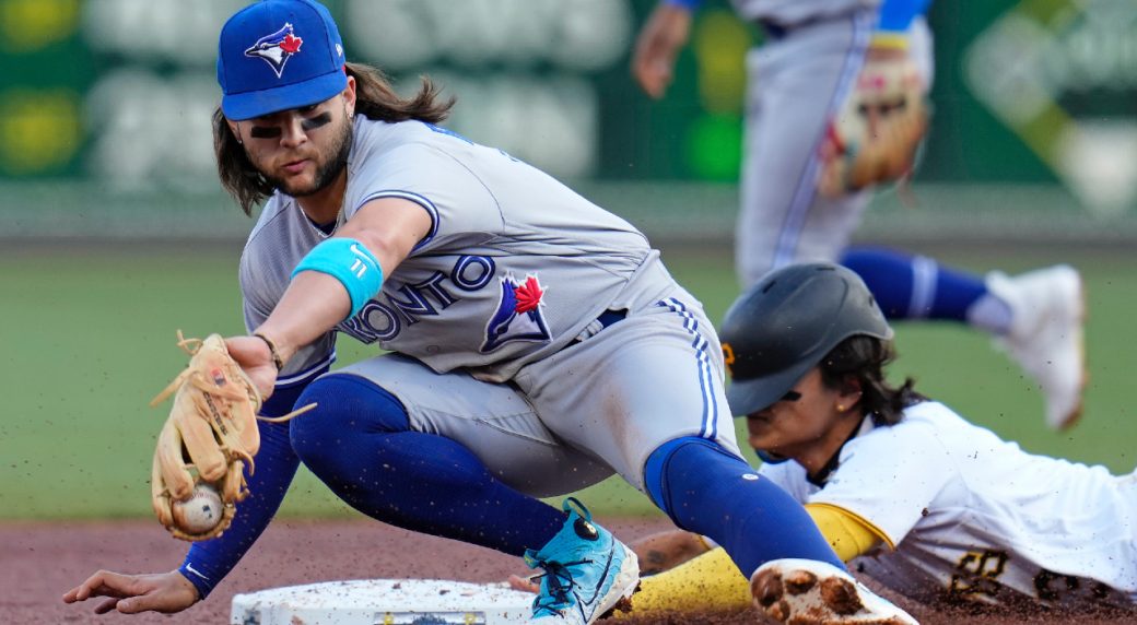 Blue Jays rebound with big win over Pirates to arrest miserable slide