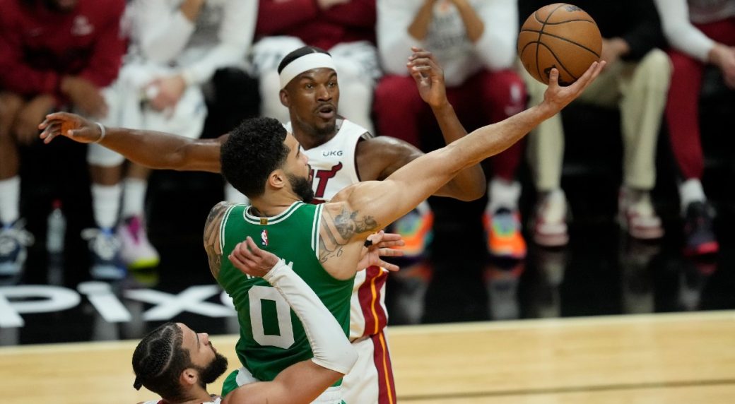 LeBron James Makes Game-Winner, Heat Beat Celtics [Video]