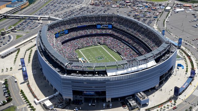 Devils to host Flyers in MetLife Stadium on Feb. 17, in state's first  outdoor game
