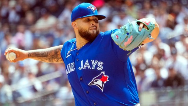 Berrios, Belt come up big as Blue Jays complete series victory vs. Astros