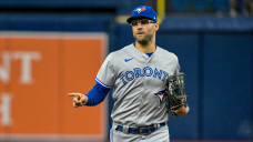Blue Jays’ Kiermaier leaves game vs. Twins with lower-back discomfort