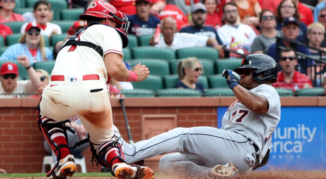 MLB Roundup: Cardinals losing streak reaches eight games, longest in 16 years