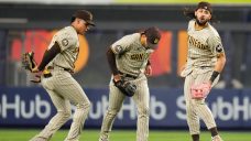 Soto, Tatis Jr. hit long home runs, Padres beat Yankees in series opener