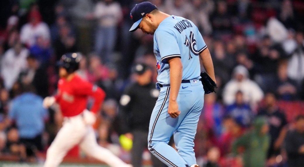 Blue Jays fall victim to classic Fenway night in game not short on drama