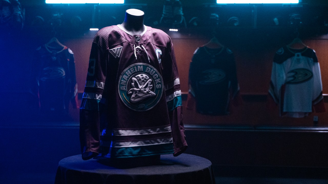Ducks unveil 30th anniversary jersey with classic eggplant purple and green