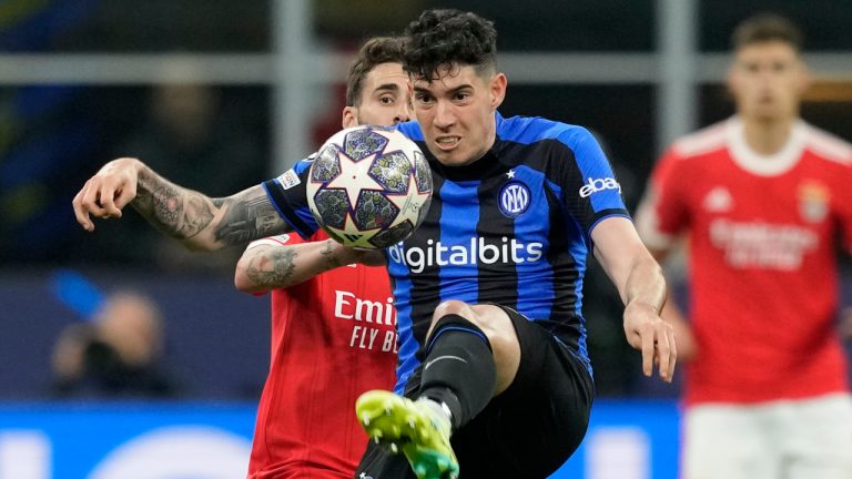 Inter Milan's Alessandro Bastoni controls the ball during the Champions League quarterfinal second leg soccer match between Inter Milan and Benfica at the San Siro stadium in Milan, Italy, Wednesday, April 19, 2023. (Antonio Calanni/AP)