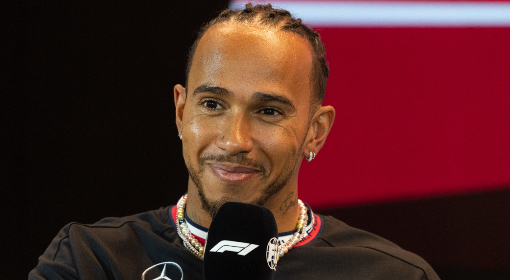 Lewis Hamilton, Mercedes Agree to Multi-Year Contract Extension