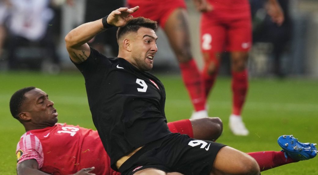 Canada ties Guadeloupe after giving up late goal in CONCACAF Gold Cup opener