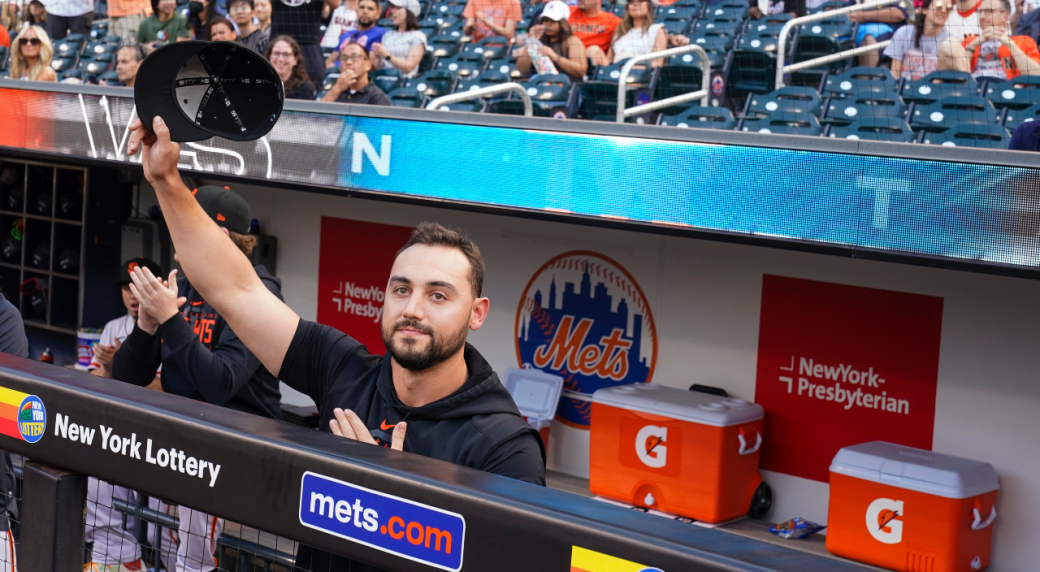 Ailing outfielder Michael Conforto makes emotional return to Citi Field with Giants